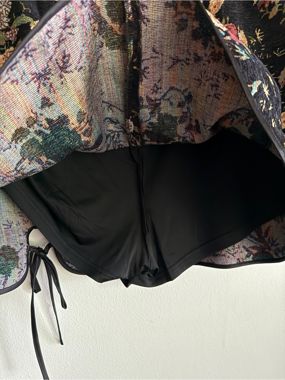 CIDER Curve Woven Mid Rise Black Floral Jacquard Mini Skirt Skort w/Split 2XL - Picture 4 of 9